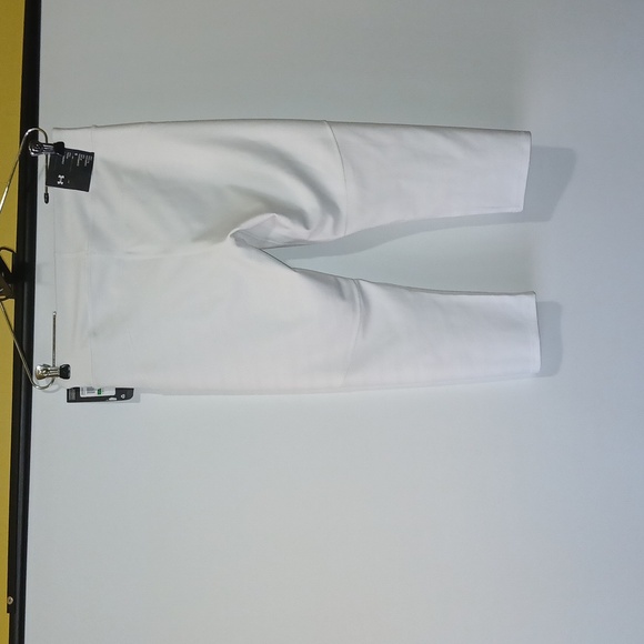 Under Armour Women Heatgear Compression white Size Large Mid Size Capri NWT - Picture 4 of 6